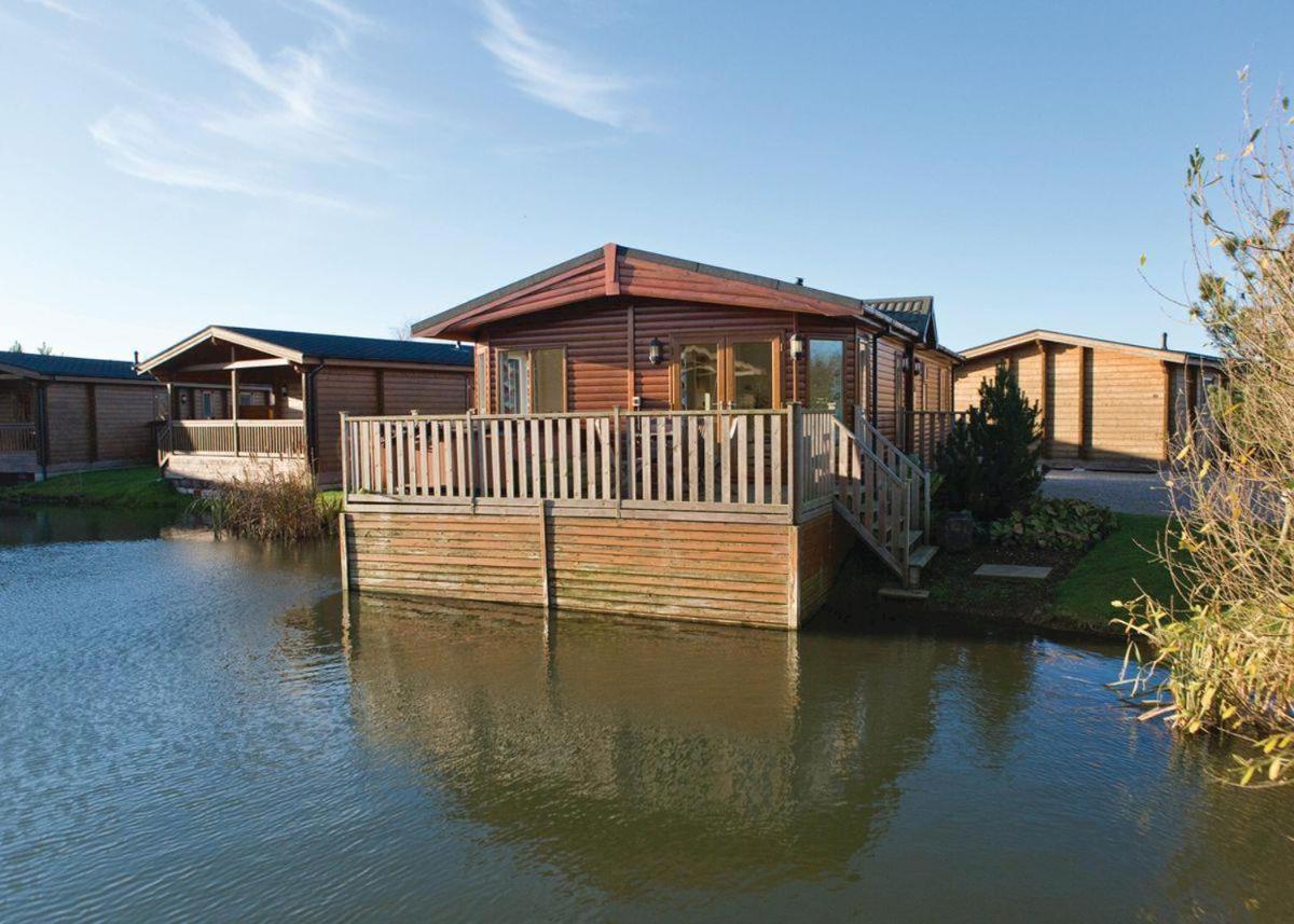 Dacre Lakeside Park Hotel Brandesburton Luaran gambar