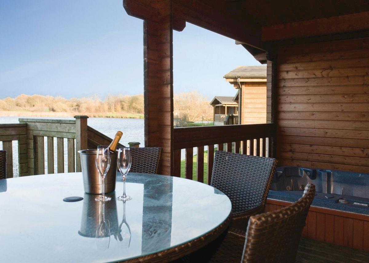 Dacre Lakeside Park Hotel Brandesburton Luaran gambar