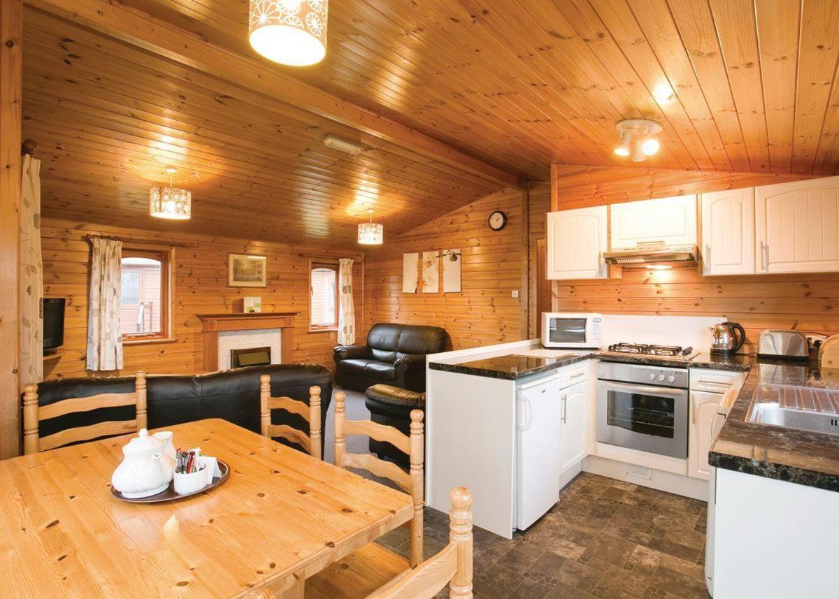 Dacre Lakeside Park Hotel Brandesburton Luaran gambar