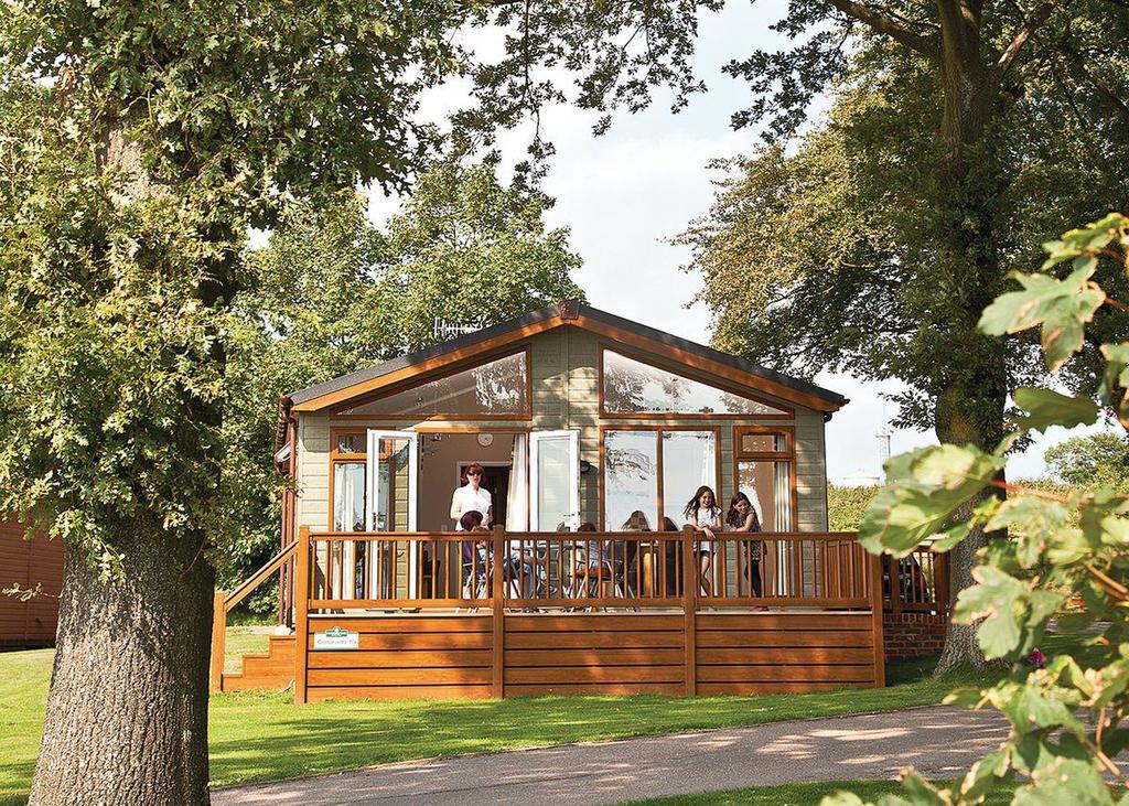 Dacre Lakeside Park Hotel Brandesburton Luaran gambar