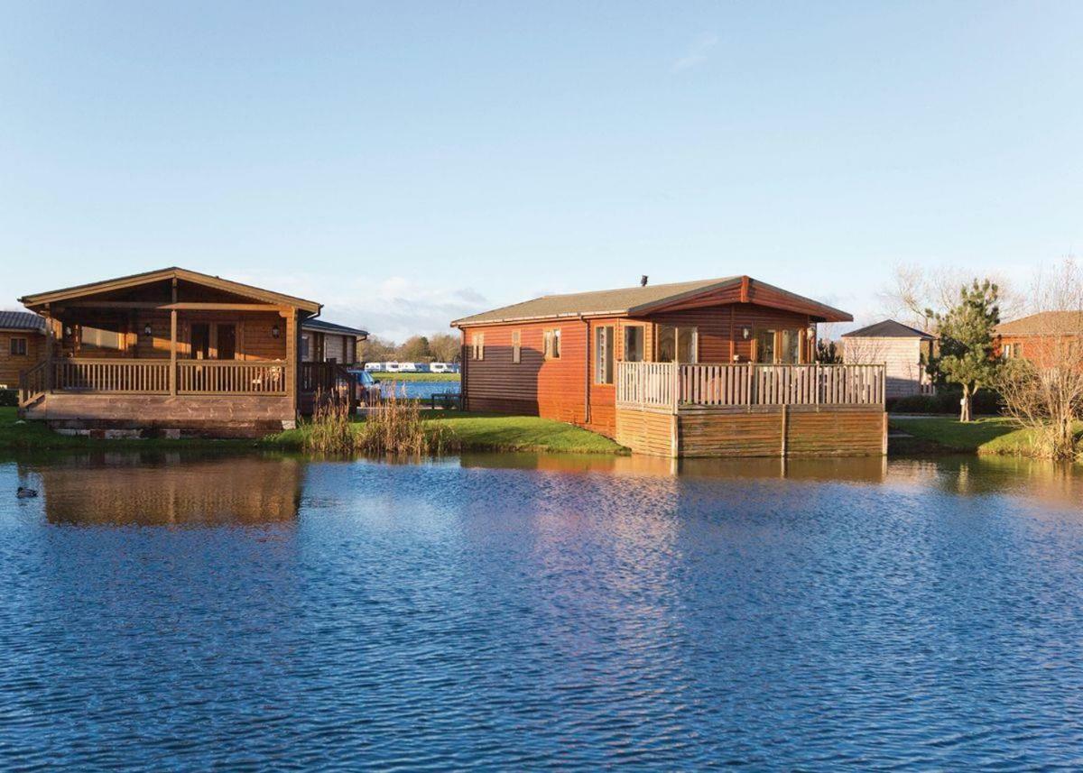 Dacre Lakeside Park Hotel Brandesburton Luaran gambar